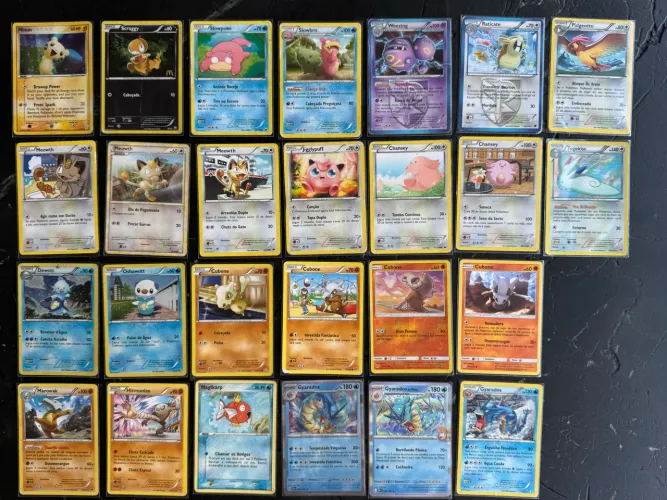 Lote 27 cartas originais Pokémon TCG usadas com Gyarados, Minun e Togekiss