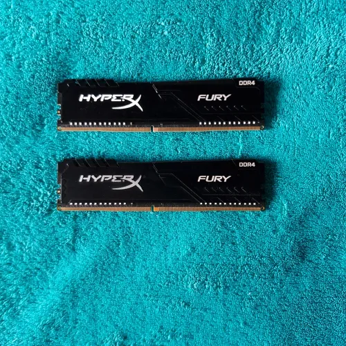 Memória RAM 16gbs (2x8). HyperX Fury 2400Mhz