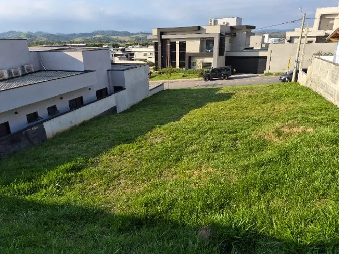 Terreno á Venda no Urbanova - Condomínio Vivant