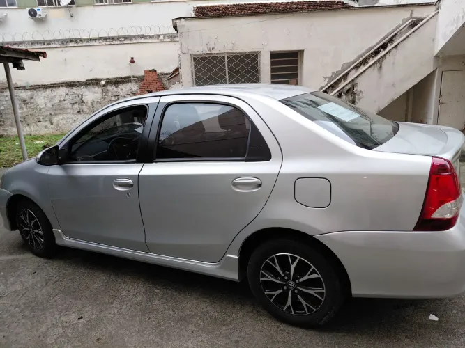 Toyota Etios Platinum Sed. 1.5 Flex 16V 4P Aut. 2018