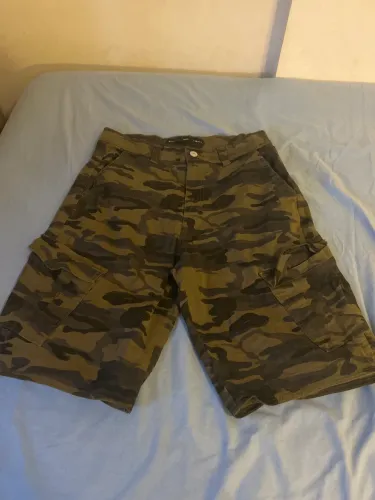 Jorts camuflado