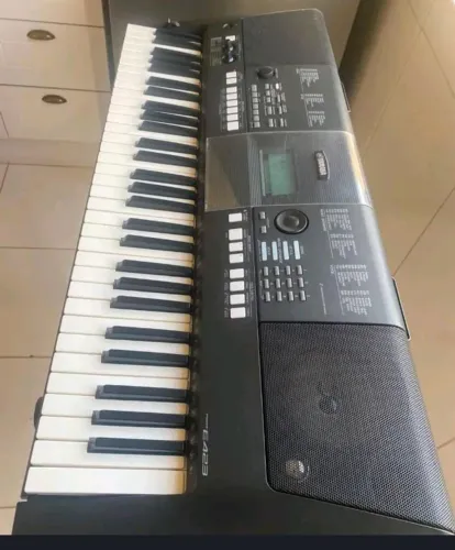 Teclado Arranjador Yamaha PSR E423