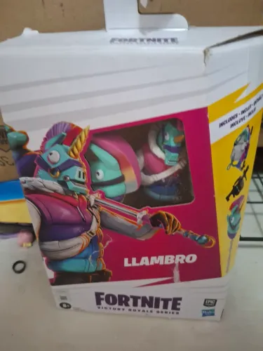 Bomeco fortnite lambro com 15 cm articulado com acessórios 