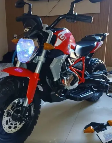 Moto Elétrica Infantil - Semi Nova