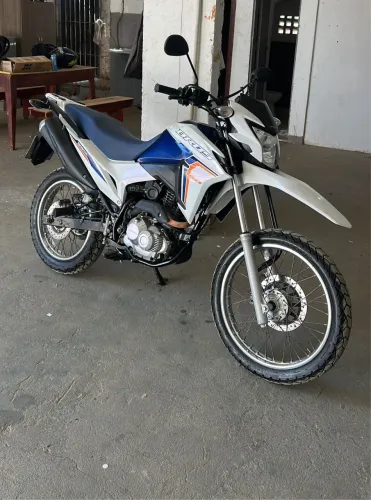 Bros 160