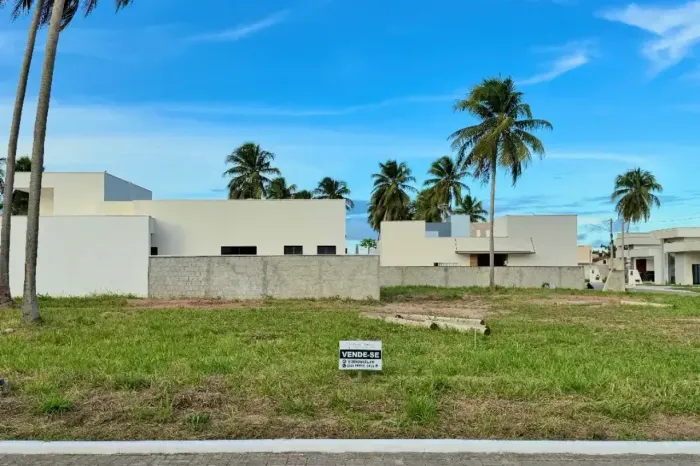 Lote 364 Q16 de PARTICULAR, com 240m² no Cajupiranga Condomínio Club. Oportunide