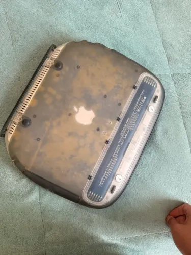 iBook 