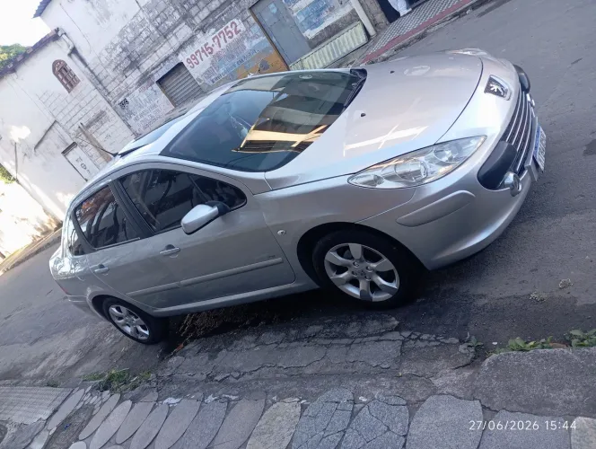 Peugeot 307 Soleil/ Presence 1.6/1.6 Flex 16V 5P 2010