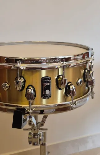 Caixa Mapex Black Panther Metallion 14x5.5" - Estado de Nova.