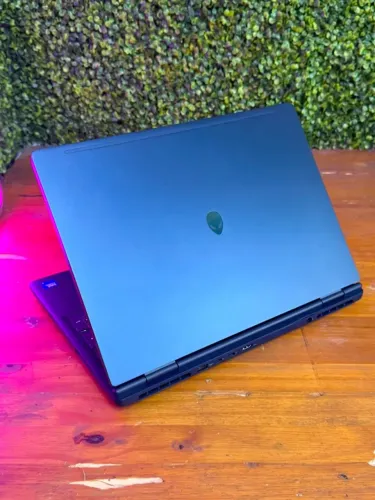 Aurora 16 Ultra 5 - RTX 3050