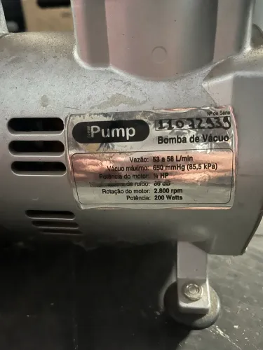 Bomba de vácuo odontológico 