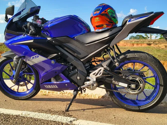 Yamaha R15 Em Estado de Nova - Impecável e Pronta para Rodar!