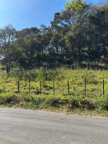Vende-se ou troco em carro chácara em machados Jeceaba com água luz e acesso asfaltado