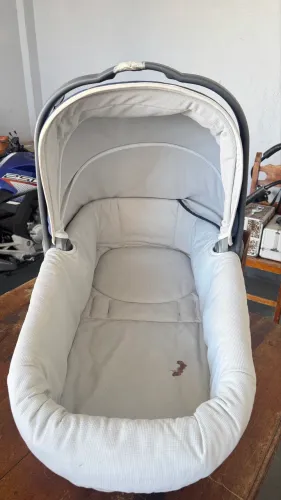 oisés Peg Pérego Navetta - Conforto e Segurança para o Bebê