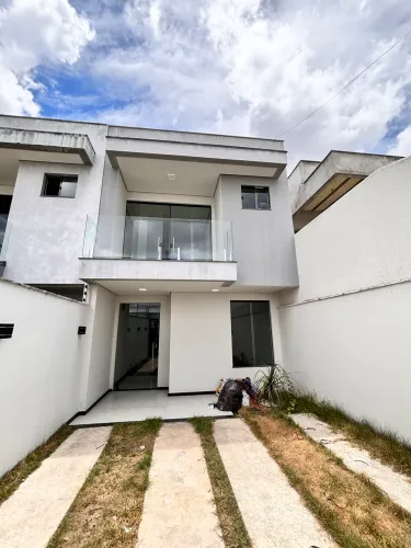 Alugo casa duplex no sim 