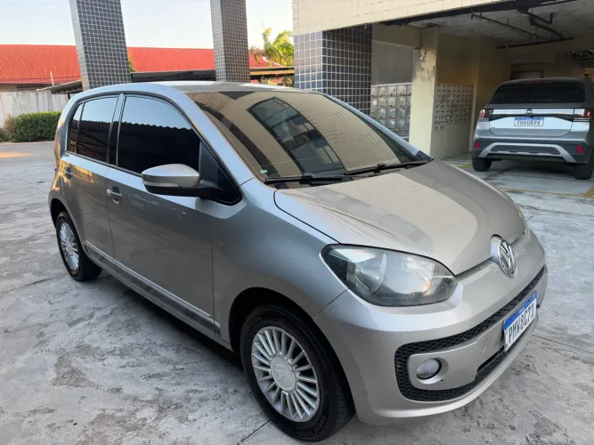 Volkswagen Up! Move 1.0 TSI Total Flex 12V 5P 2016