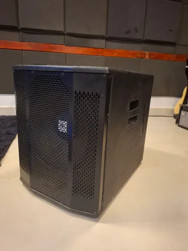 SubWoofer Turbox SBX 15 / Auto-Falante JBL