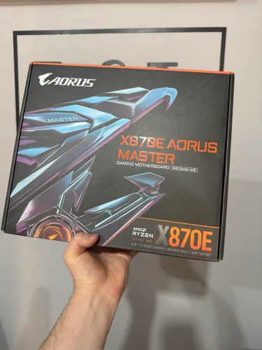 PLACA MAE AM5 X870E AORUS MASTER