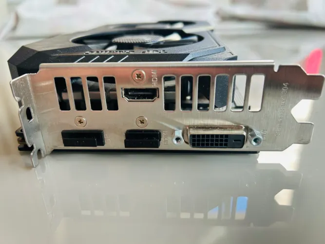 Placa de vídeo ASUS GTX 1660ti 6GB 
