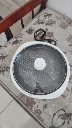 Vendo está grill sugar 127v funciona perfeitamente leia a descrição do anúncio.