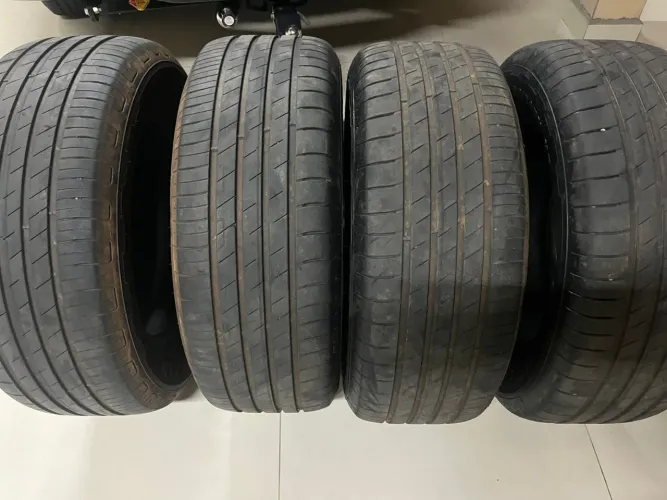 Pneus S10 - 265 60R18 GoodYear