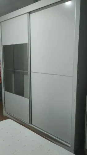 Guarda-Roupa casal usado