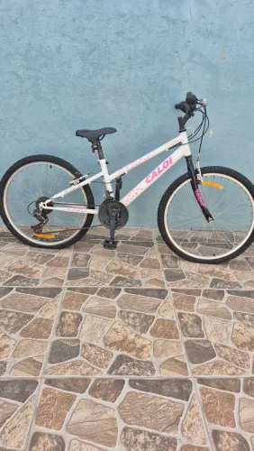 Bicicleta Caloi Ceci - Aro 24
