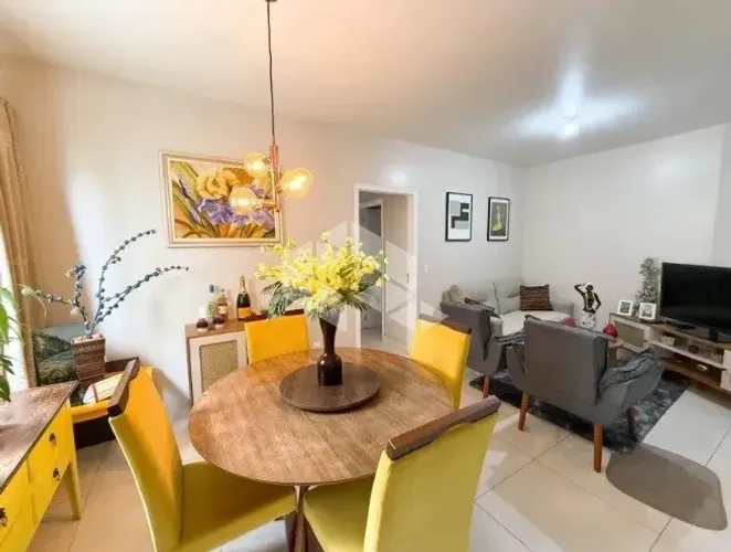 APARTAMENTO COM 3 QUARTOS SENDO 1 SUITE 1 VAGA DE GARAGEM NO CENTRO DE FLORIANÓPOLIS