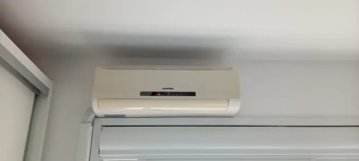 Ar condicionado split Komeco 9000 btus
