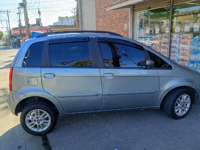 Fiat Idea ELX 1.8 MPI Flex 8V 5P 2010