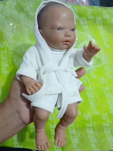 Boneca Bebê realista 