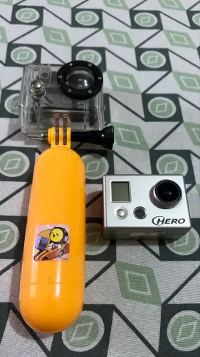 Câmera de Ação GoPro Hero + Caixa Estanque + Boia Flutuante