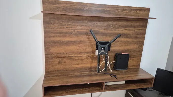 Suporte para TV articulado
