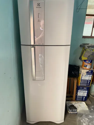 Geladeira Electrolux DF42 Frost Free - Funcionando Perfeitamente - R$ 800