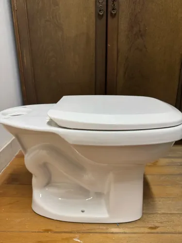 Vaso sanitário c/caixa acoplada - quase novo