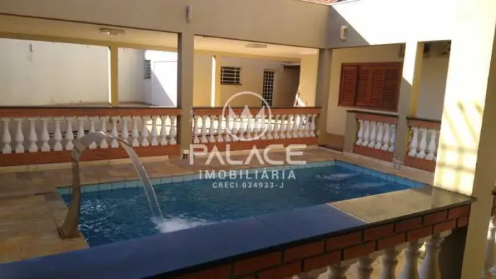 Casa de rua : / Residencial / Água Branca