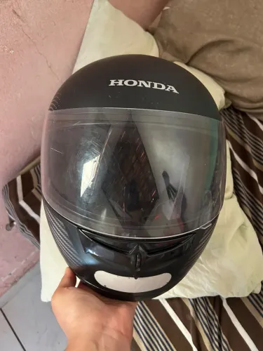 Vendo capacete Honda HFS wing preto/ laranja