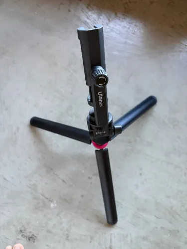 Tripé Ulanzi MT-79 Extensível 2m - Suporte para Luz, Celular e Câmera
