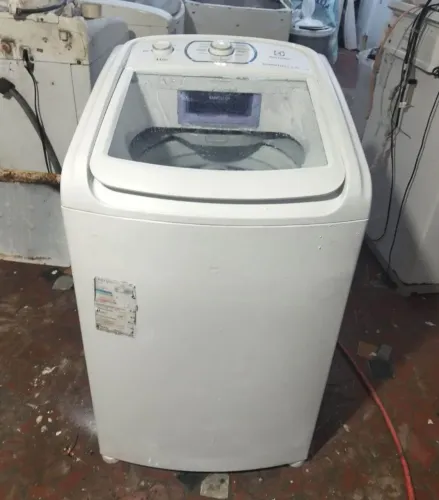 Máquina de lavar roupas Electrolux 11kg