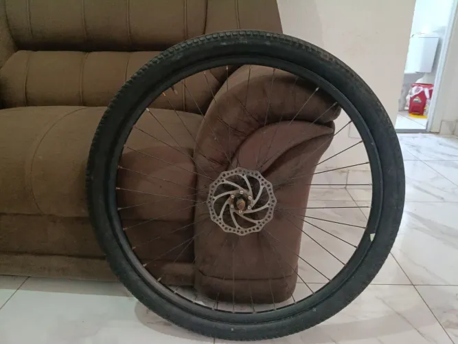 Pneu da bicicleta, (pneu da frente)