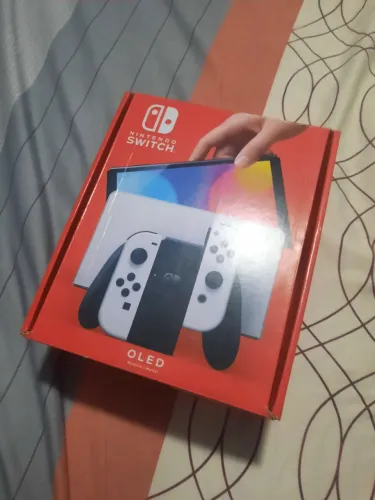 Nintendo Switch OLED - Semi Novo