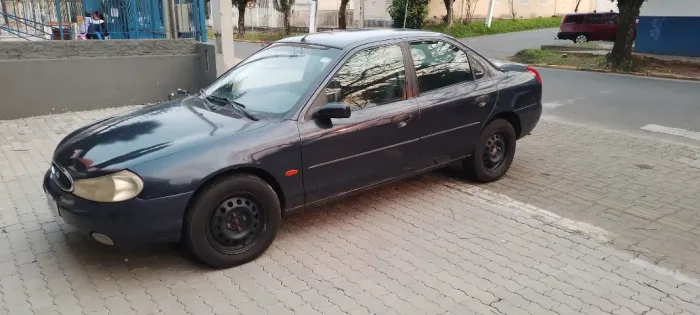 Ford Mondeo CLX 2.0i 4P MEC 1997