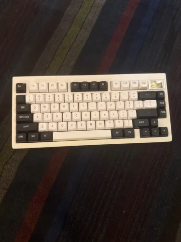 Teclado mecânico 75%
