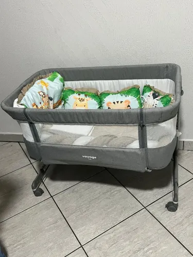 Berço portátil Voyage + kit berço americano (brinde)