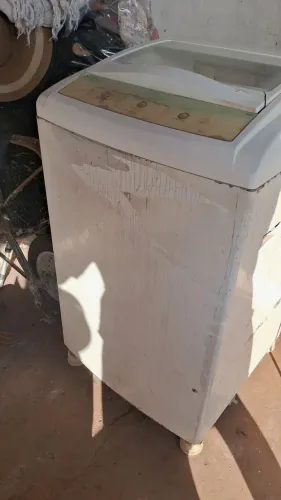 Maquina de lavar roupas 