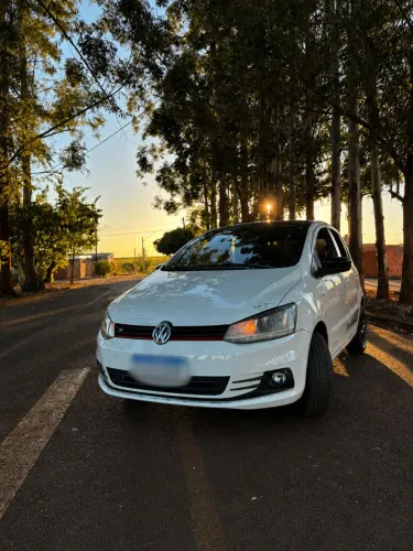 Volkswagen Fox Rock IN RIO 1.6 MI Total Flex 8V 5P 2016