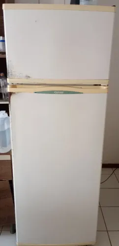 Vendo geladeira 