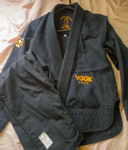 Kimono Jiu Jitsu Vouk Onça feminino F0