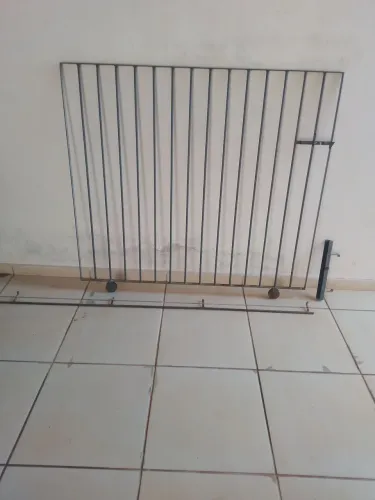 Vende-se Portão de ferro