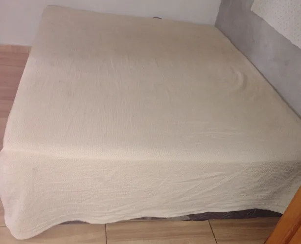 As duas camas por 1500 ótimo estado